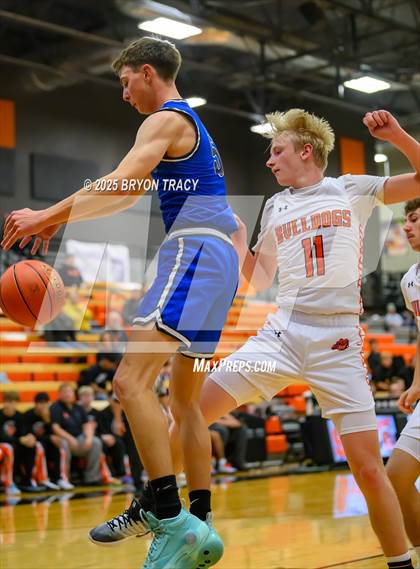 Thumbnail 1 in Las Animas vs. Syracuse photogallery.