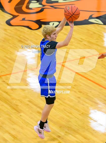 Thumbnail 1 in Las Animas vs. Syracuse photogallery.