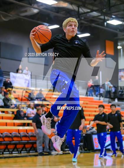 Thumbnail 3 in Las Animas vs. Syracuse photogallery.