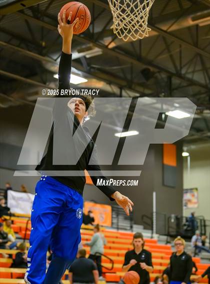 Thumbnail 1 in Las Animas vs. Syracuse photogallery.