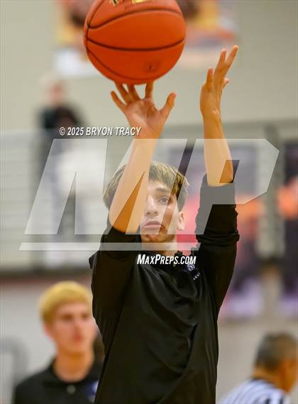 Thumbnail 2 in Las Animas vs. Syracuse photogallery.