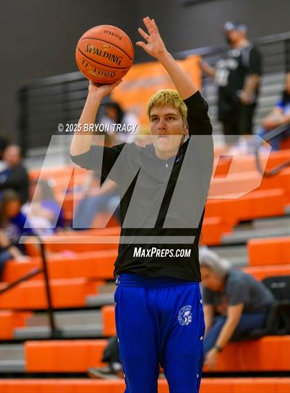 Thumbnail 3 in Las Animas vs. Syracuse photogallery.