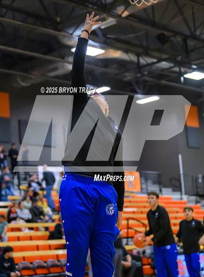 Thumbnail 3 in Las Animas vs. Syracuse photogallery.