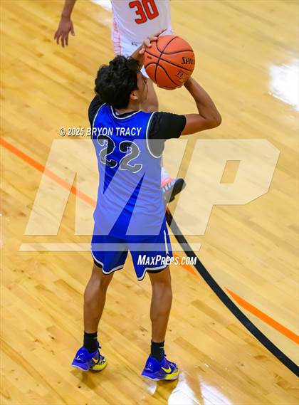 Thumbnail 2 in Las Animas vs. Syracuse photogallery.