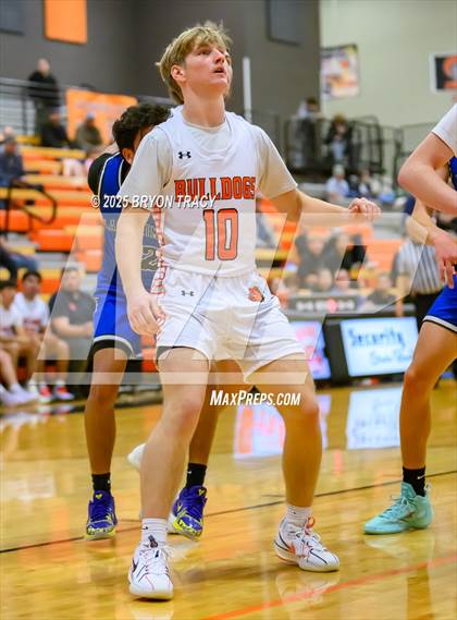 Thumbnail 2 in Las Animas vs. Syracuse photogallery.