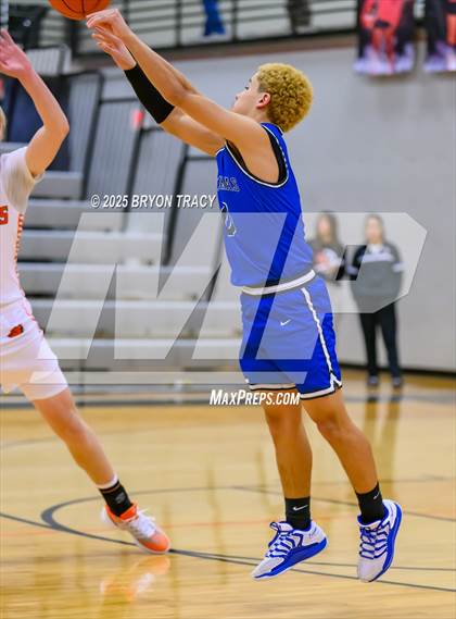 Thumbnail 3 in Las Animas vs. Syracuse photogallery.