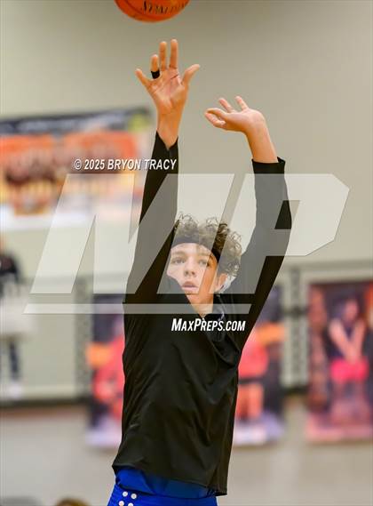 Thumbnail 3 in Las Animas vs. Syracuse photogallery.