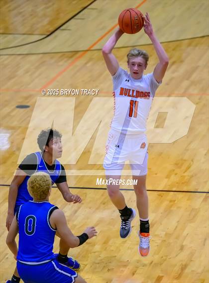 Thumbnail 1 in Las Animas vs. Syracuse photogallery.