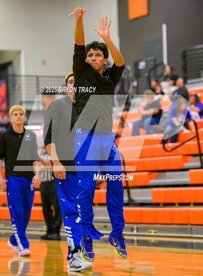 Thumbnail 2 in Las Animas vs. Syracuse photogallery.