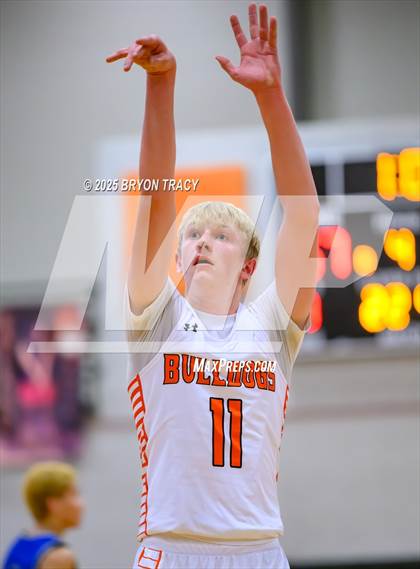 Thumbnail 3 in Las Animas vs. Syracuse photogallery.