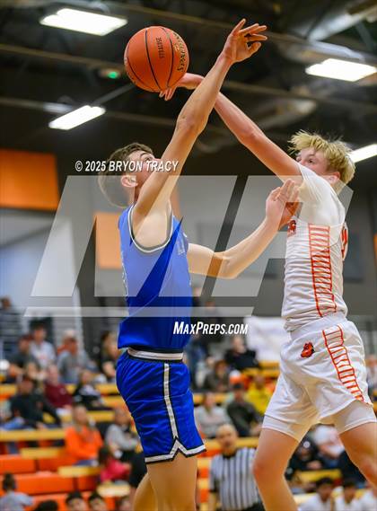 Thumbnail 3 in Las Animas vs. Syracuse photogallery.
