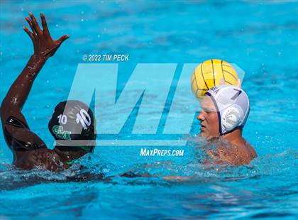Thumbnail 1 in Marina @ Costa Mesa photogallery.