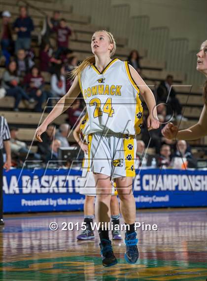 Thumbnail 2 in Commack vs. Rush-Henrietta (NYSPHSAA Class AA Semifinal) photogallery.