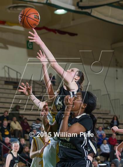 Thumbnail 2 in Commack vs. Rush-Henrietta (NYSPHSAA Class AA Semifinal) photogallery.