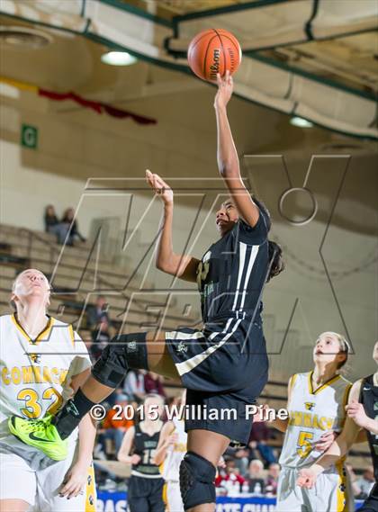 Thumbnail 2 in Commack vs. Rush-Henrietta (NYSPHSAA Class AA Semifinal) photogallery.