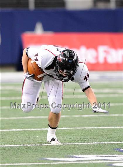 Thumbnail 3 in Lake Travis vs. Ryan (UIL 4A Division 1 Final) photogallery.