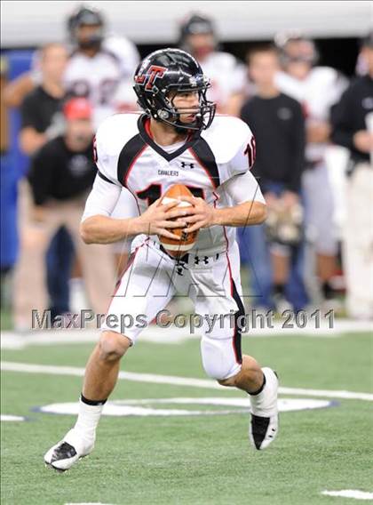 Thumbnail 3 in Lake Travis vs. Ryan (UIL 4A Division 1 Final) photogallery.
