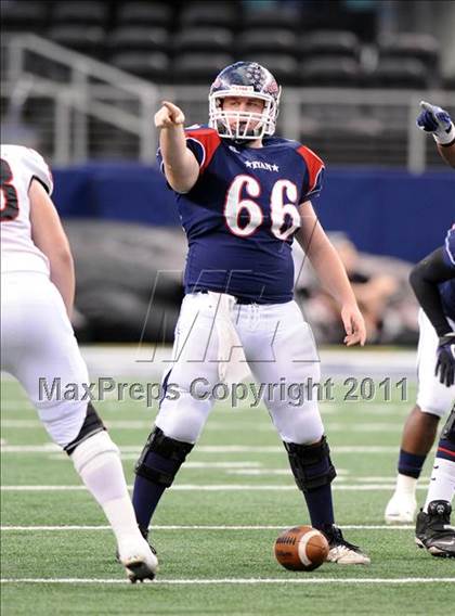 Thumbnail 1 in Lake Travis vs. Ryan (UIL 4A Division 1 Final) photogallery.