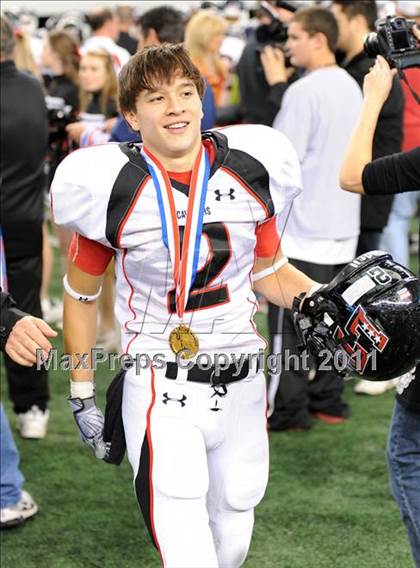 Thumbnail 2 in Lake Travis vs. Ryan (UIL 4A Division 1 Final) photogallery.