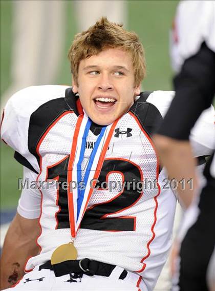 Thumbnail 3 in Lake Travis vs. Ryan (UIL 4A Division 1 Final) photogallery.