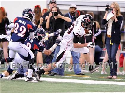 Thumbnail 1 in Lake Travis vs. Ryan (UIL 4A Division 1 Final) photogallery.