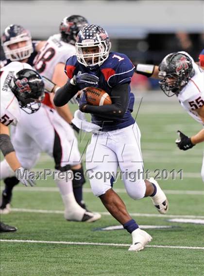 Thumbnail 1 in Lake Travis vs. Ryan (UIL 4A Division 1 Final) photogallery.
