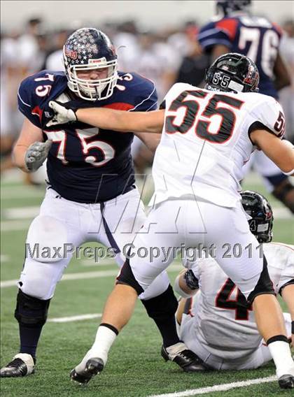 Thumbnail 1 in Lake Travis vs. Ryan (UIL 4A Division 1 Final) photogallery.