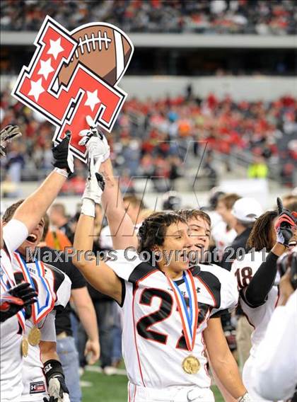 Thumbnail 2 in Lake Travis vs. Ryan (UIL 4A Division 1 Final) photogallery.