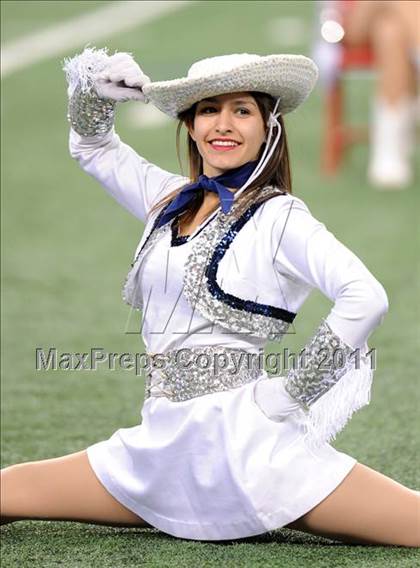 Thumbnail 3 in Lake Travis vs. Ryan (UIL 4A Division 1 Final) photogallery.
