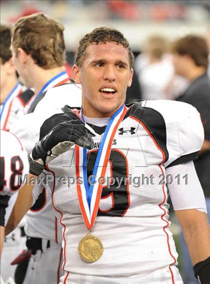 Thumbnail 3 in Lake Travis vs. Ryan (UIL 4A Division 1 Final) photogallery.