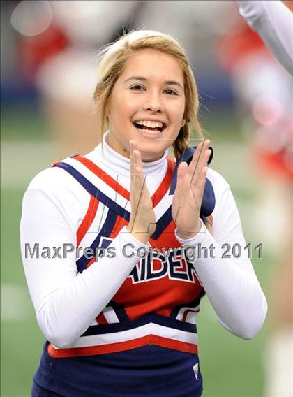 Thumbnail 1 in Lake Travis vs. Ryan (UIL 4A Division 1 Final) photogallery.