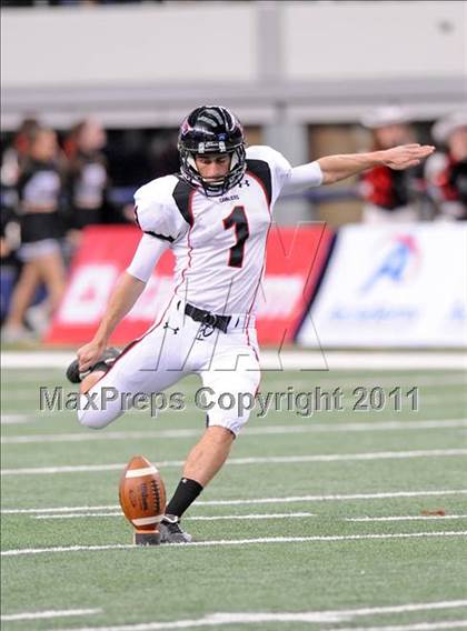 Thumbnail 2 in Lake Travis vs. Ryan (UIL 4A Division 1 Final) photogallery.