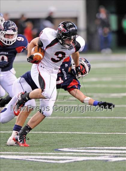 Thumbnail 3 in Lake Travis vs. Ryan (UIL 4A Division 1 Final) photogallery.