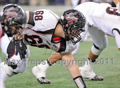 Thumbnail 2 in Lake Travis vs. Ryan (UIL 4A Division 1 Final) photogallery.