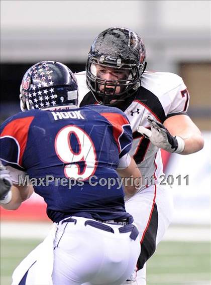 Thumbnail 2 in Lake Travis vs. Ryan (UIL 4A Division 1 Final) photogallery.