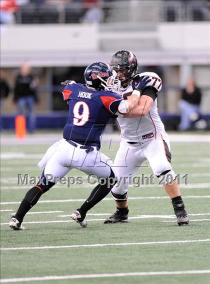 Thumbnail 3 in Lake Travis vs. Ryan (UIL 4A Division 1 Final) photogallery.