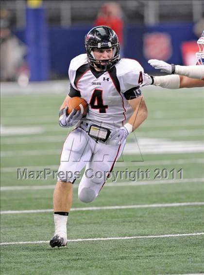 Thumbnail 3 in Lake Travis vs. Ryan (UIL 4A Division 1 Final) photogallery.