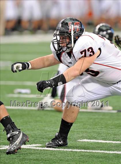 Thumbnail 3 in Lake Travis vs. Ryan (UIL 4A Division 1 Final) photogallery.