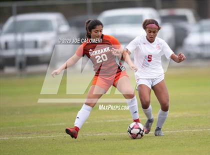 Thumbnail 1 in Lee [Robert E.] vs Burbank (SAISD Tournament) photogallery.