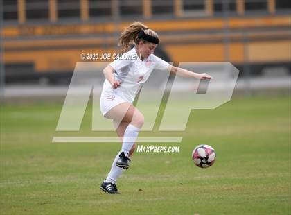 Thumbnail 1 in Lee [Robert E.] vs Burbank (SAISD Tournament) photogallery.