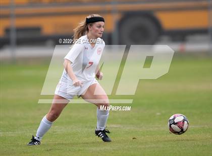 Thumbnail 3 in Lee [Robert E.] vs Burbank (SAISD Tournament) photogallery.