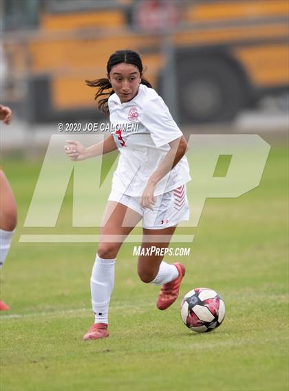 Thumbnail 3 in Lee [Robert E.] vs Burbank (SAISD Tournament) photogallery.