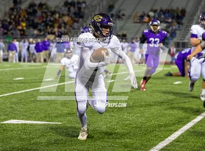 Thumbnail 1 in Bonham vs. Eustace (UIL 3A D1 Bi-District Playoff) photogallery.