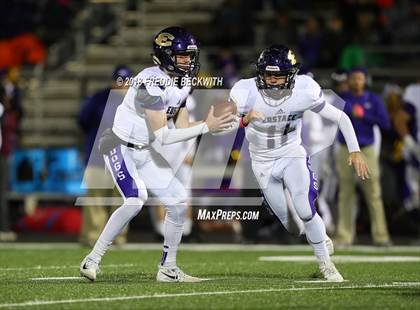 Thumbnail 3 in Bonham vs. Eustace (UIL 3A D1 Bi-District Playoff) photogallery.