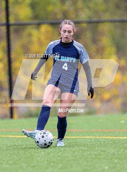 Thumbnail 3 in St. Mary's vs. St. Joseph-by-the-Sea photogallery.