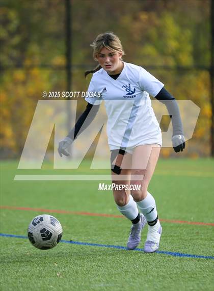 Thumbnail 2 in St. Mary's vs. St. Joseph-by-the-Sea photogallery.