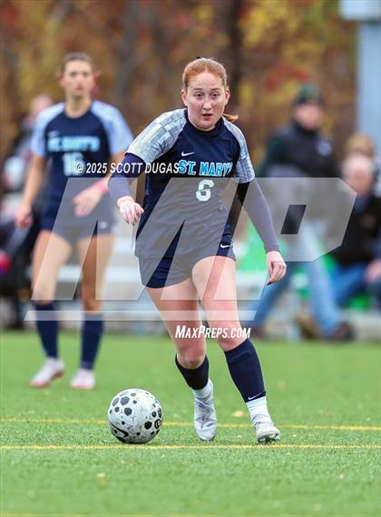 Thumbnail 3 in St. Mary's vs. St. Joseph-by-the-Sea photogallery.