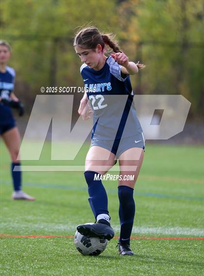 Thumbnail 2 in St. Mary's vs. St. Joseph-by-the-Sea photogallery.