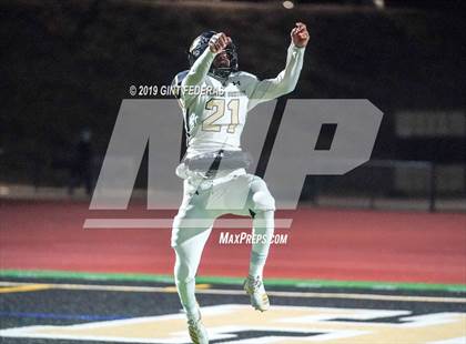Thumbnail 3 in Hayward vs. American Canyon (NCS CIF D3 Quarterfinal) photogallery.