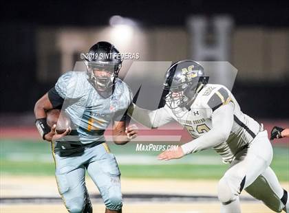Thumbnail 2 in Hayward vs. American Canyon (NCS CIF D3 Quarterfinal) photogallery.